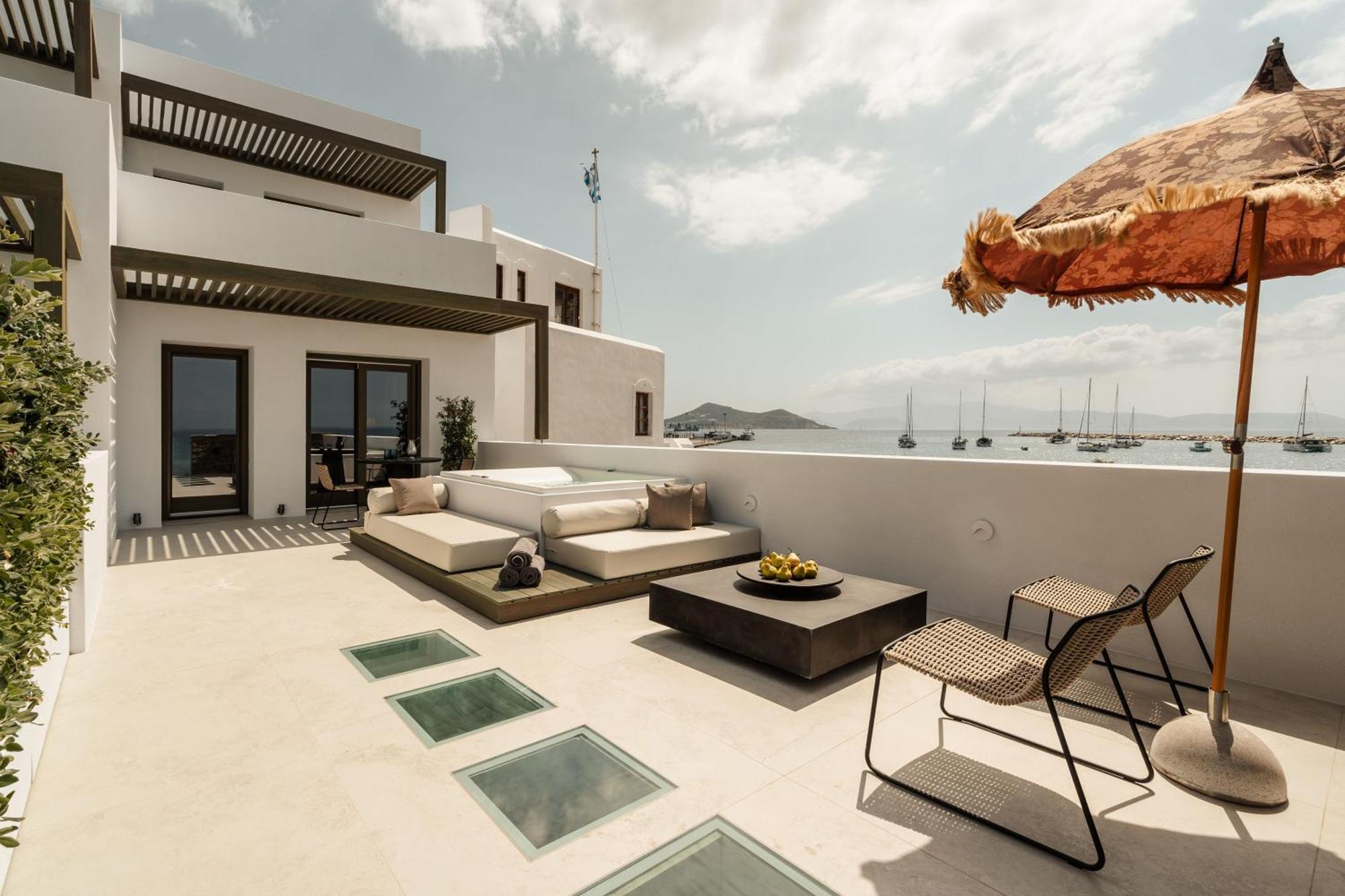 Naxos Rhyton Hotel 4*