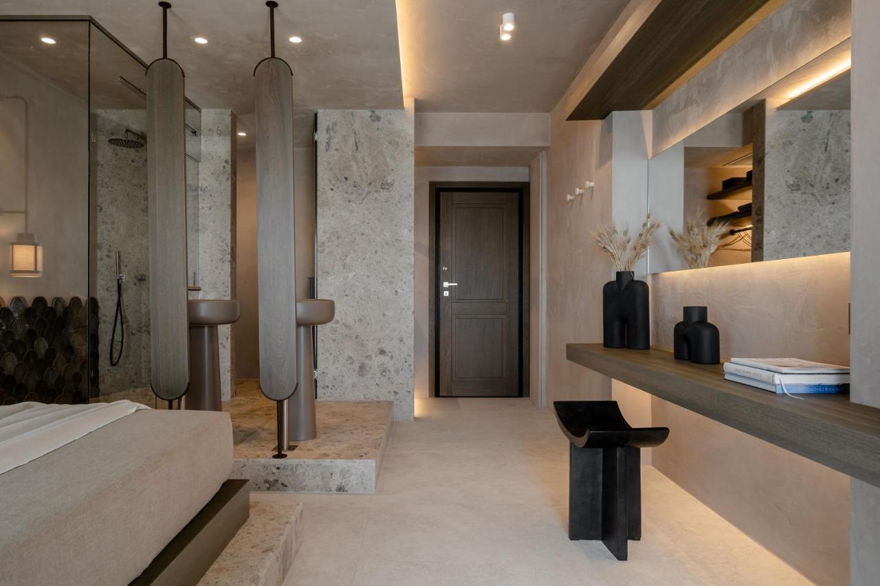 Hotel Naxos Rhyton 4*