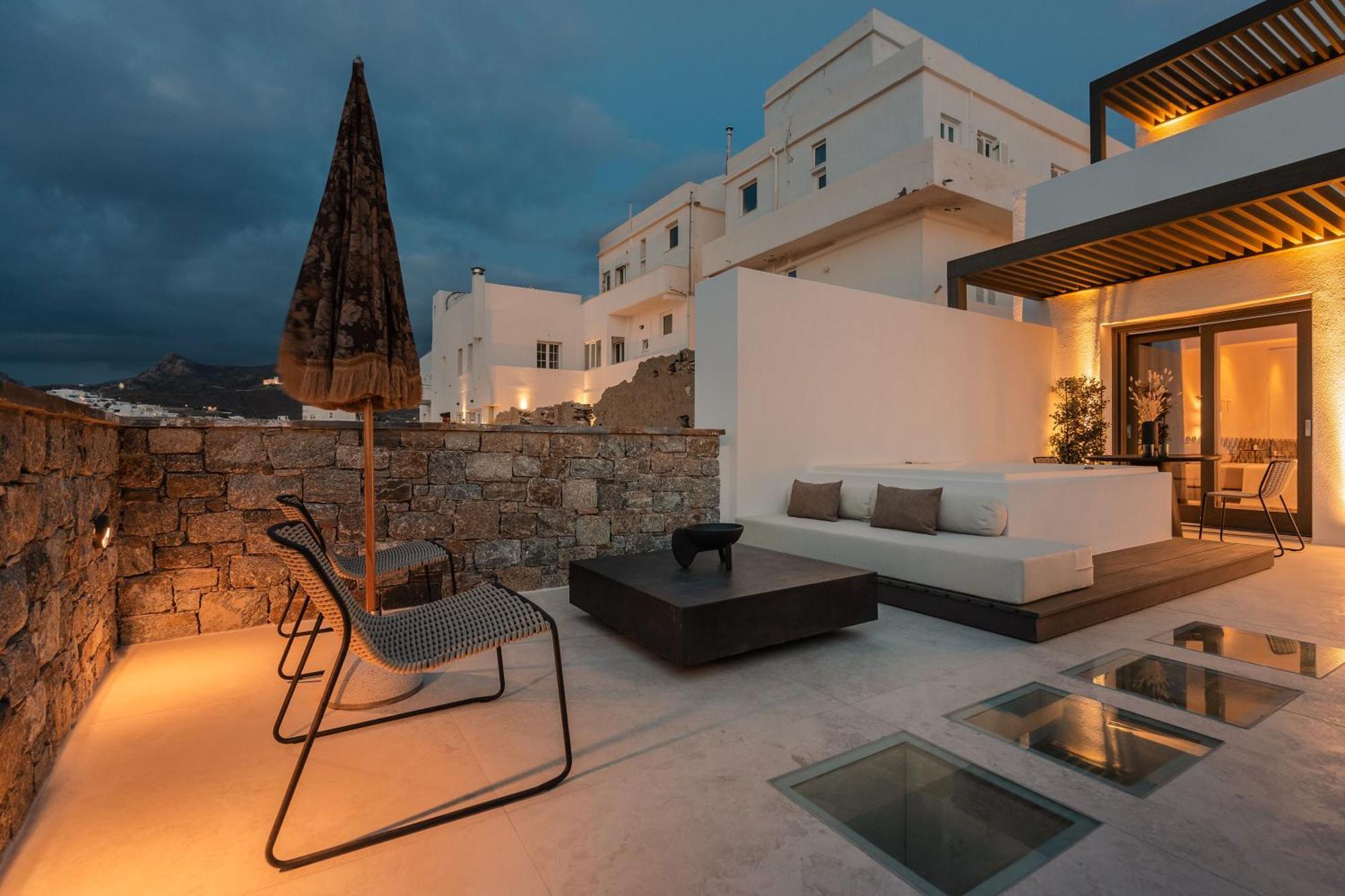 Naxos Rhyton 4* Naxos City