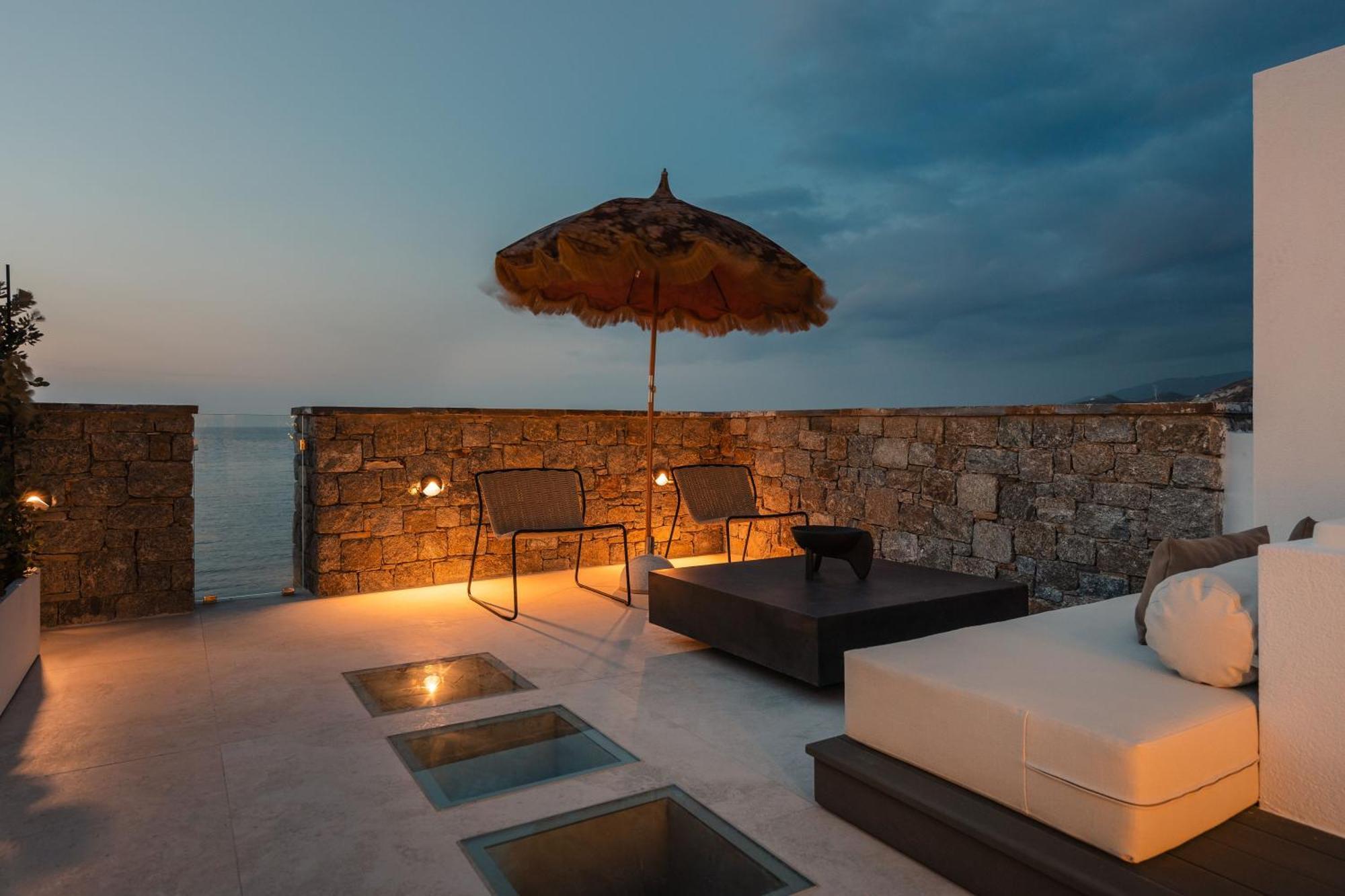 Naxos Rhyton 4* Naxos City