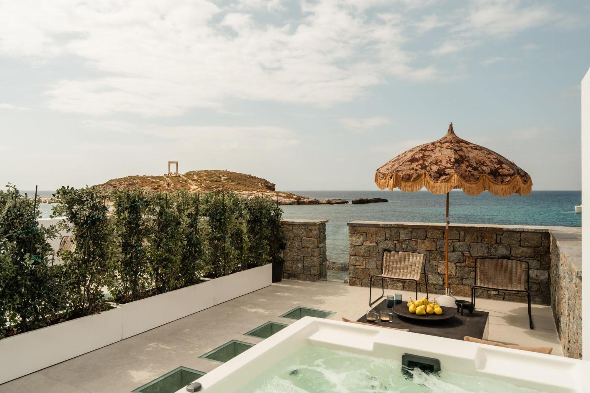 Naxos Rhyton Hotel 4*